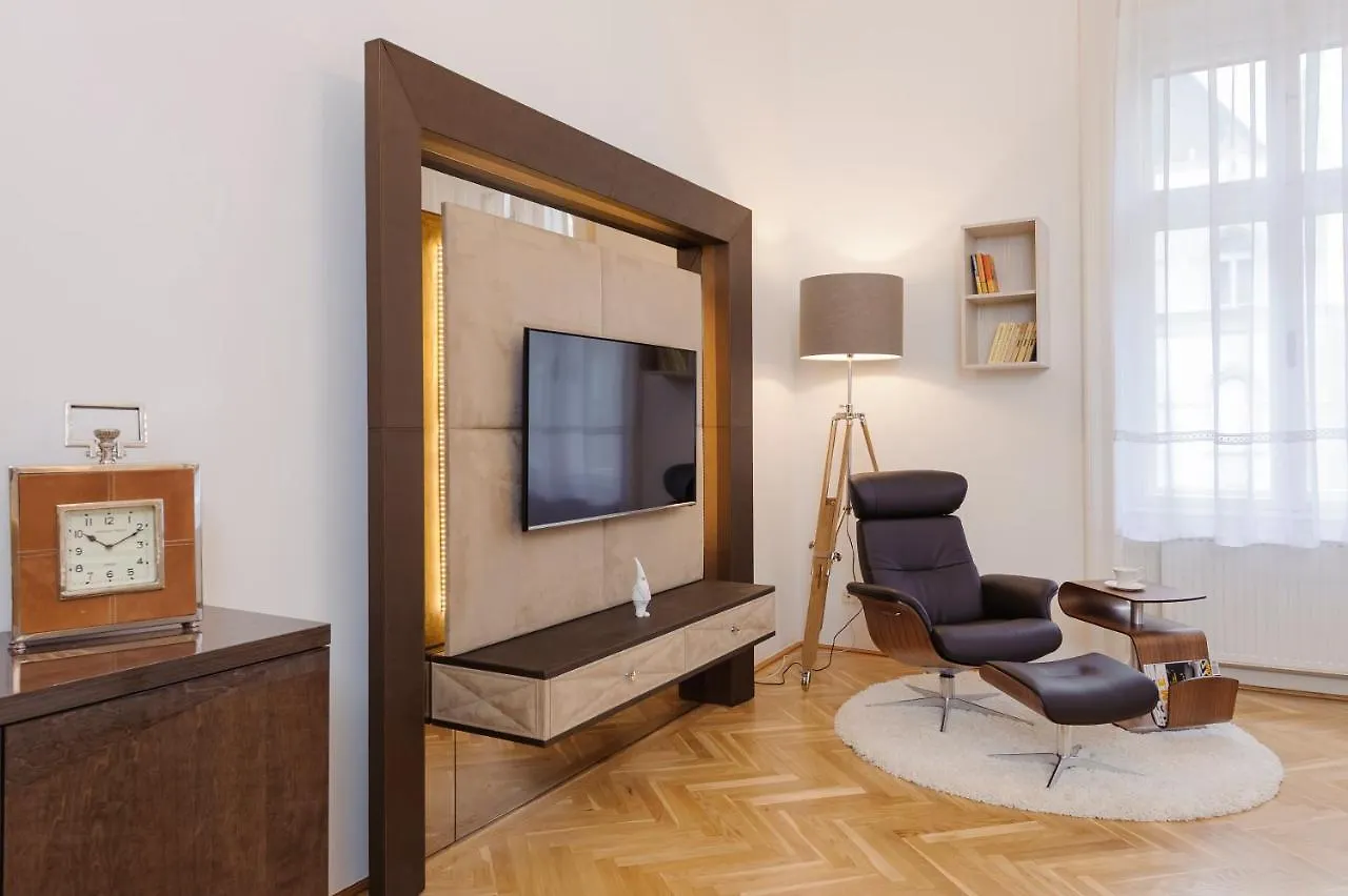 Walking Street Luxurious Huge Apartment Budapest 0*,  Hungary