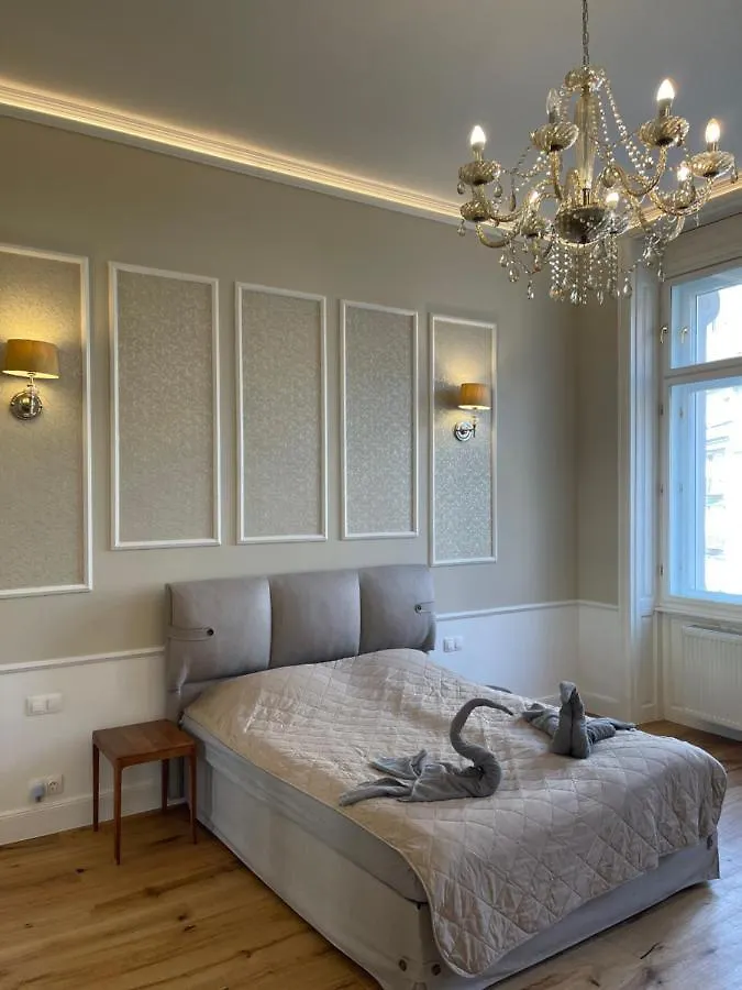 Walking Street Luxurious Huge Apartment Budapest 0*,